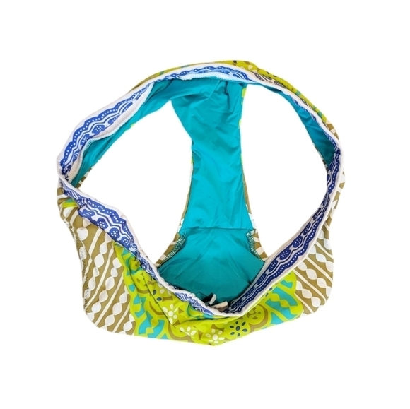 Trina Turk Seychelles Triangle Bikini Top w/Matching Hipster Bottoms Size 8 / 10 - Picture 6 of 13